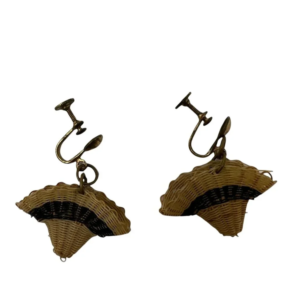 Hat Earrings Rattan Vintage Gold Tone Screw Back Tan‎